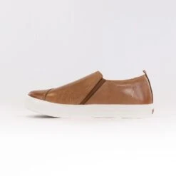 Taos Twin Gore Lux (Women's) - Caramel -Chiappetta Shoes MG 0032 5ae46165 0c01 4b9c 9473 5d2f4b22136b