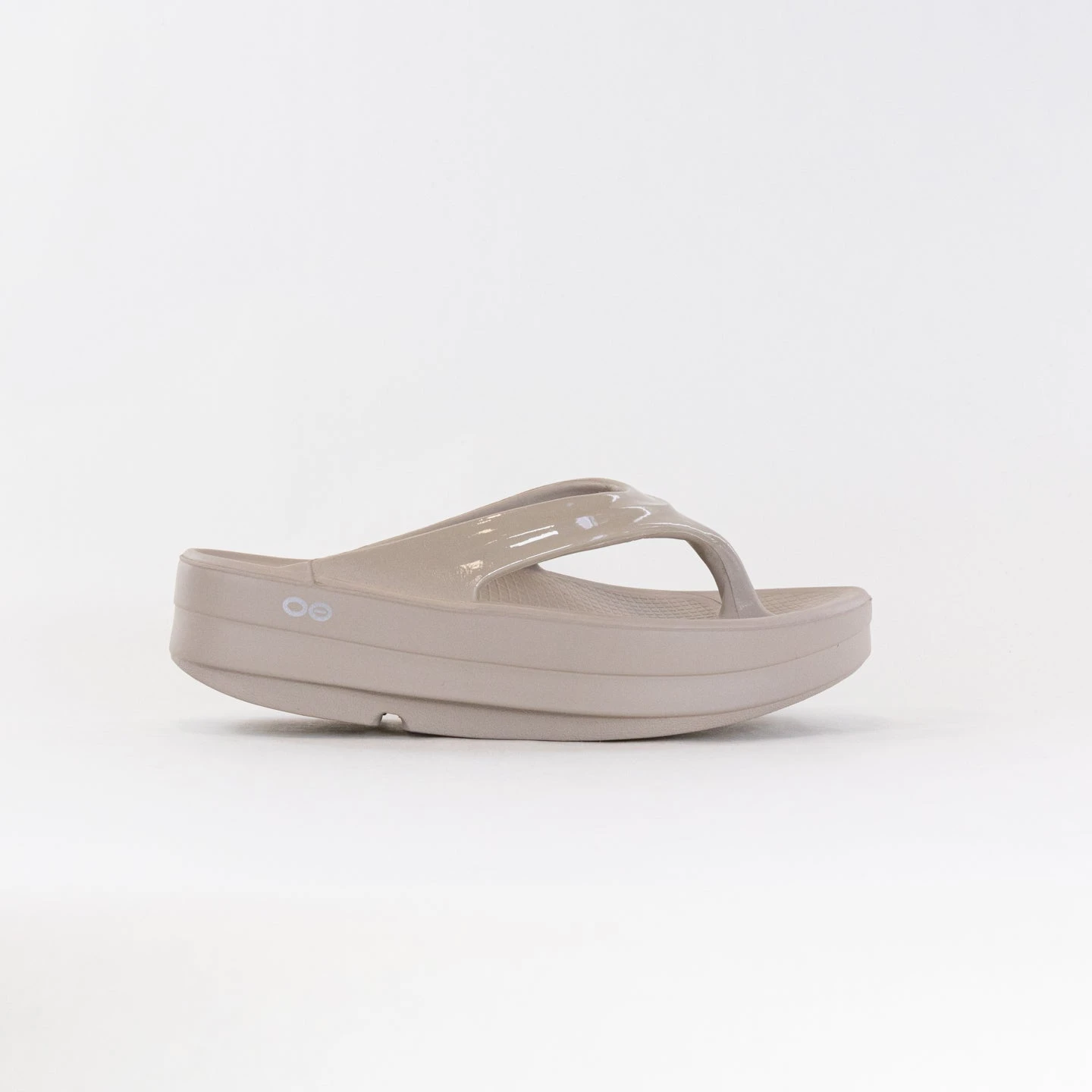 OOFOS OOMega Oolala Thong Sandal (Women's) - Nomad 3 OOFOS OOMega Oolala Thong Sandal (Women's) - Nomad