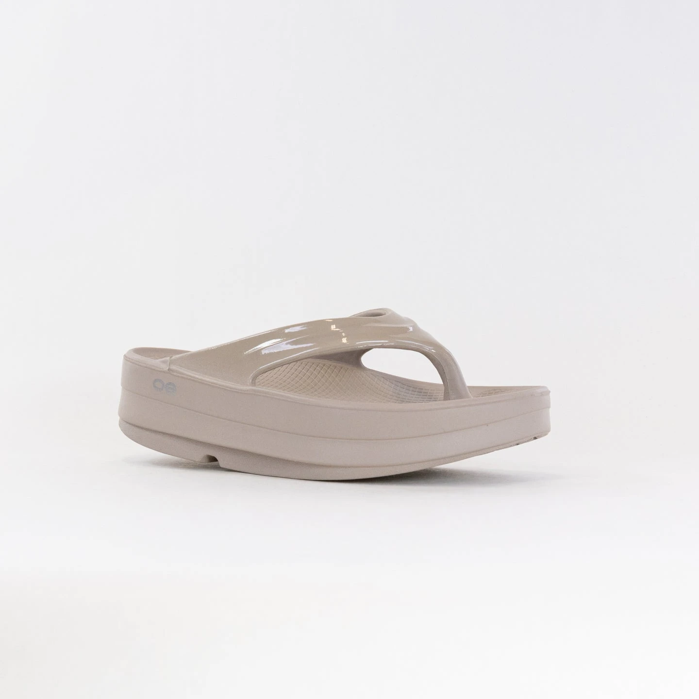 OOFOS OOMega Oolala Thong Sandal (Women's) - Nomad 4 OOFOS OOMega Oolala Thong Sandal (Women's) - Nomad - Image 2