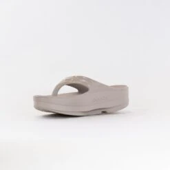 OOFOS OOMega Oolala Thong Sandal (Women's) - Nomad 11 OOFOS OOMega Oolala Thong Sandal (Women's) - Nomad -Chiappetta Shoes MG 0144