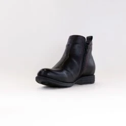 Spring Step Oziel (Women's) - Black 10 Spring Step Oziel (Women's) - Black -Chiappetta Shoes MG 0449 1d6fbdd2 4558 4a32 8ea7 6fecc2139ada