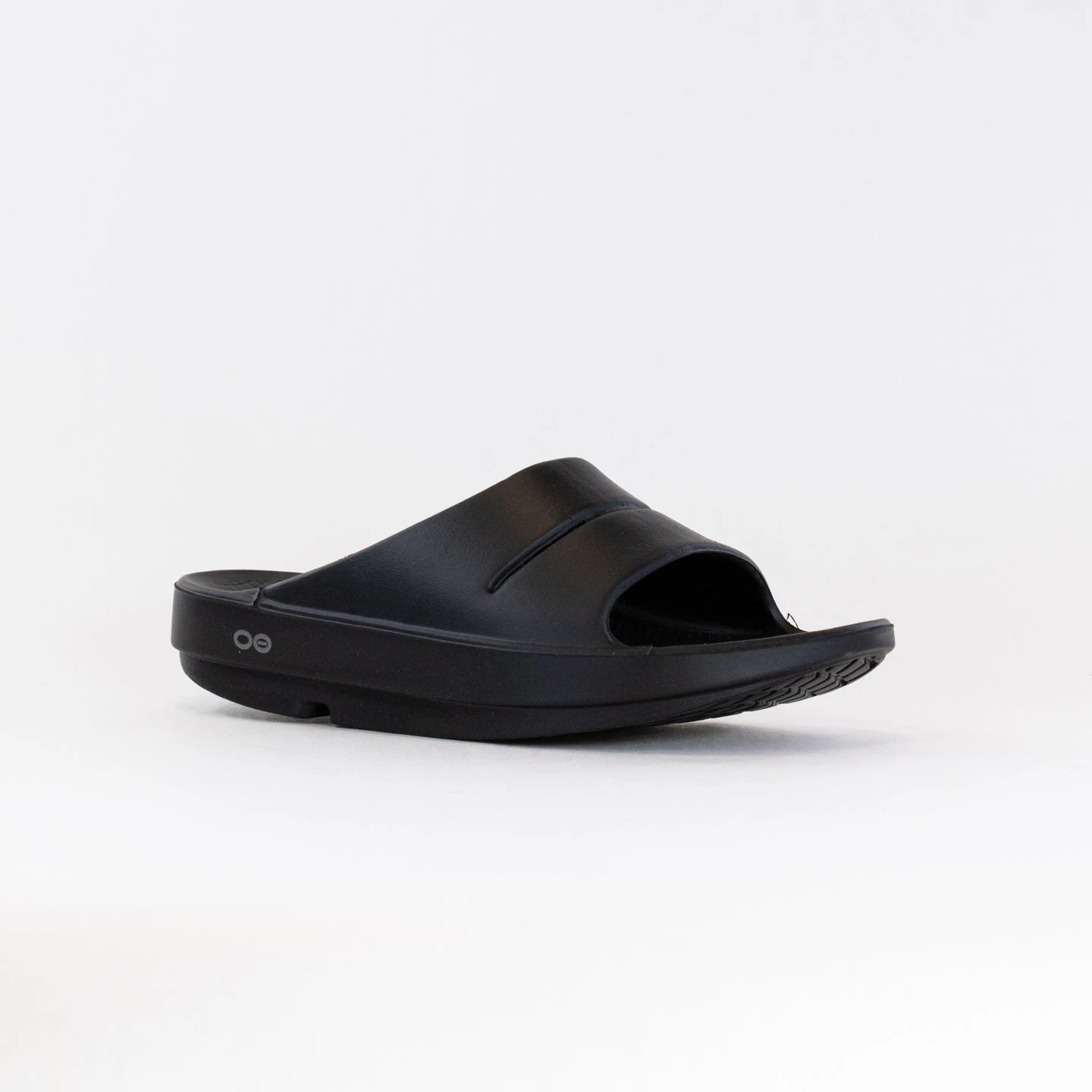 OOFOS Ooahh Slide Sandal (Unisex) - Black 4 OOFOS Ooahh Slide Sandal (Unisex) - Black - Image 2
