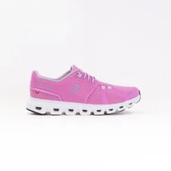 On Running On Cloud 6 (Women's) - Raspberry/White