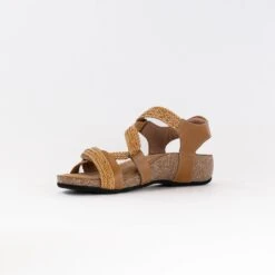 Taos Trulie (Women's) - Camel -Chiappetta Shoes MG 2146