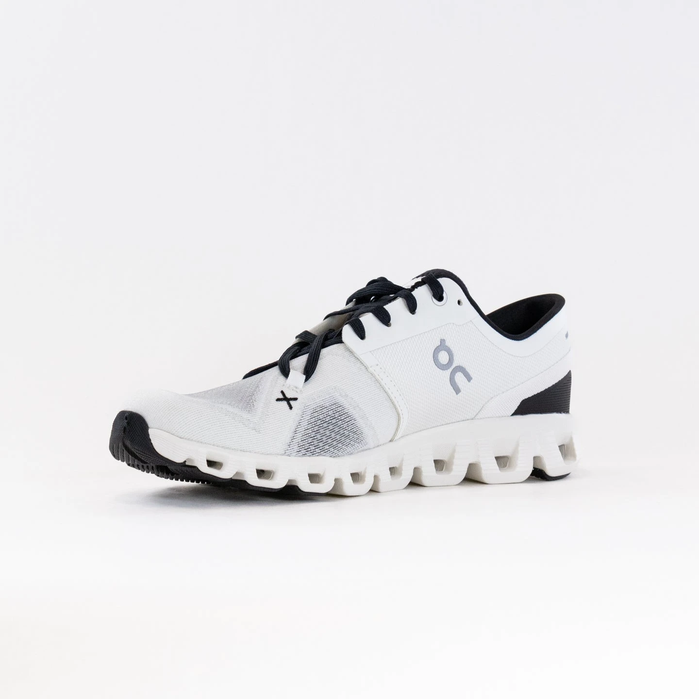 On Running On Cloud X 3 (Women's) - White/Black 6 On Running On Cloud X 3 (Women's) - White/Black - Image 4