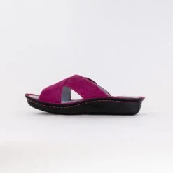 Alegria Vanya (Women's) - Magenta -Chiappetta Shoes MG 4499