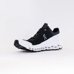 On Running On Cloudultra (Women's) - Black/White 11 On Running On Cloudultra (Women's) - Black/White -Chiappetta Shoes MG 4930