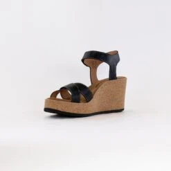 Taos Lexie (Women's) - Black Leather -Chiappetta Shoes MG 7089