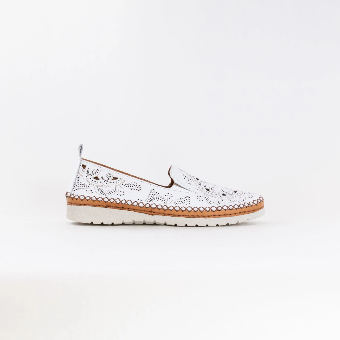 Spring Step Galloway (Women's) - White 3 Spring Step Galloway (Women's) - White