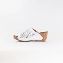 Spring Step Cunacena (Women's) - White 12 Spring Step Cunacena (Women's) - White -Chiappetta Shoes MG 9920