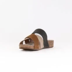 Josef Seibel Tonga 84 (Women's) - Beige -Chiappetta Shoes MG 9951 67d6166c 7713 44c2 baa4 92e35c3dc484